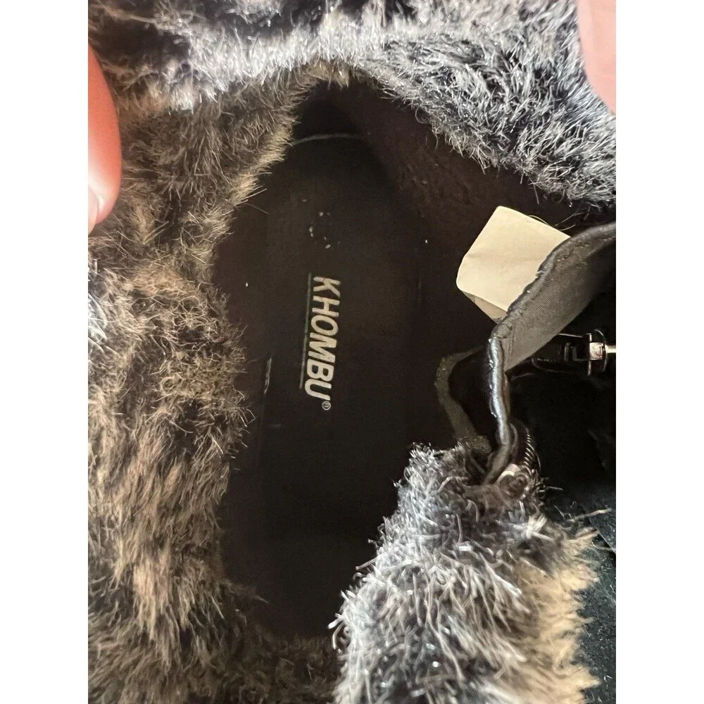 Khombu Women’s Black Suede Ankle Bootie Faux Fur Trim Buckle Zip US 7
